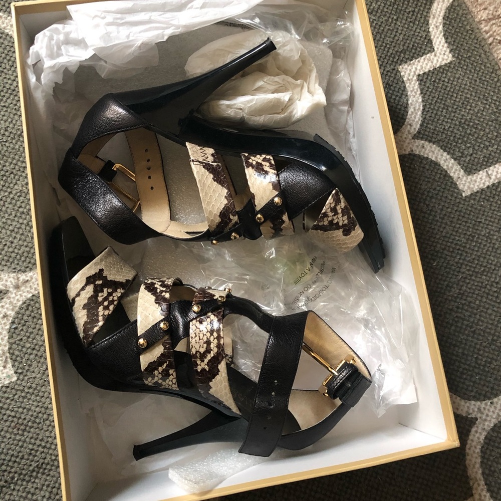 Michael Kors Genuine Snake  Leather Sandals Sz- 8m